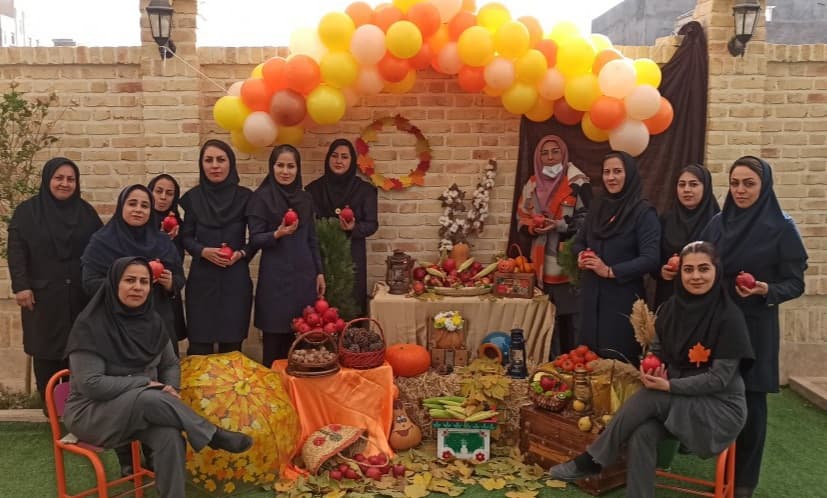 جشن پاییز دبستان فرزانه۱۴۰۲_۱۴۰۱