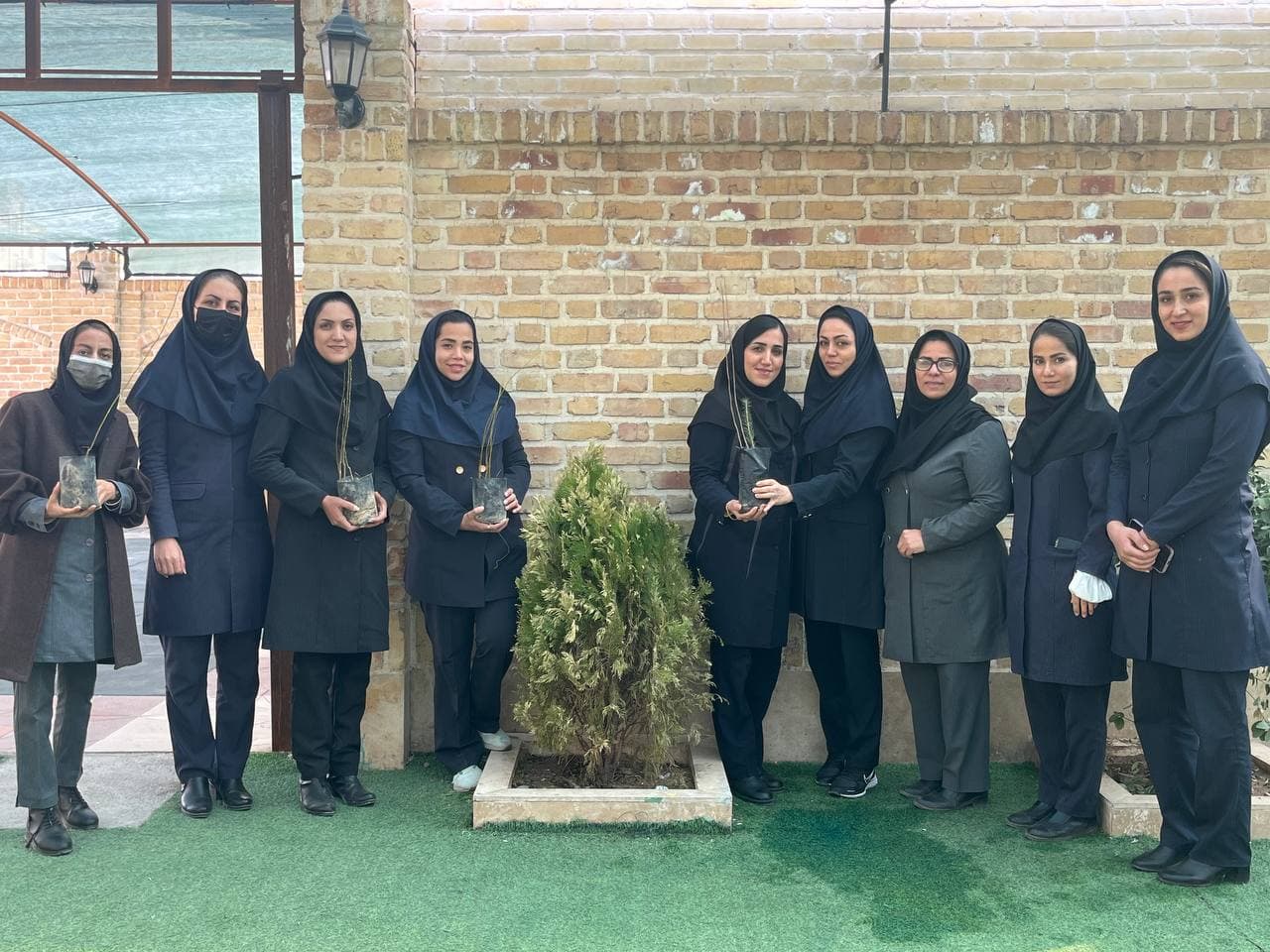 ۱۵ اسفند روز درختکاری گرامی باد